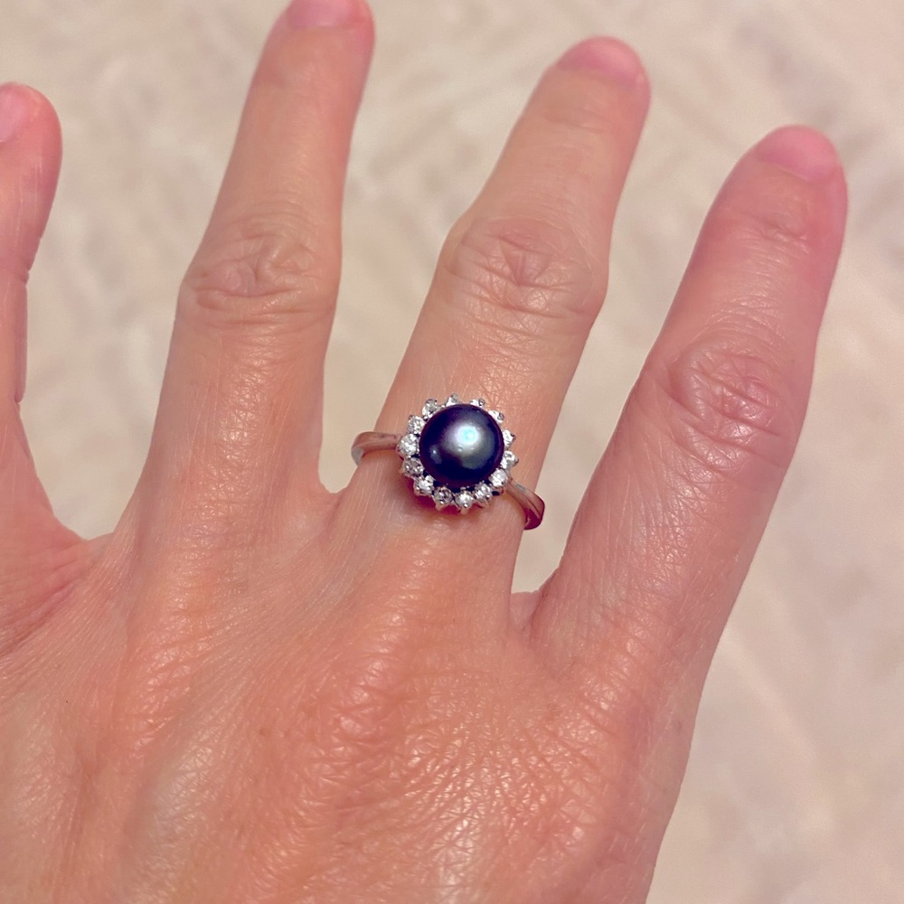 Black Pearl & CZ antique silver ring - size 5.5